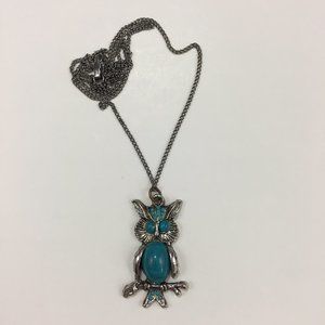 Vintage Owl Necklace Faux Turquoise Silver Tone
